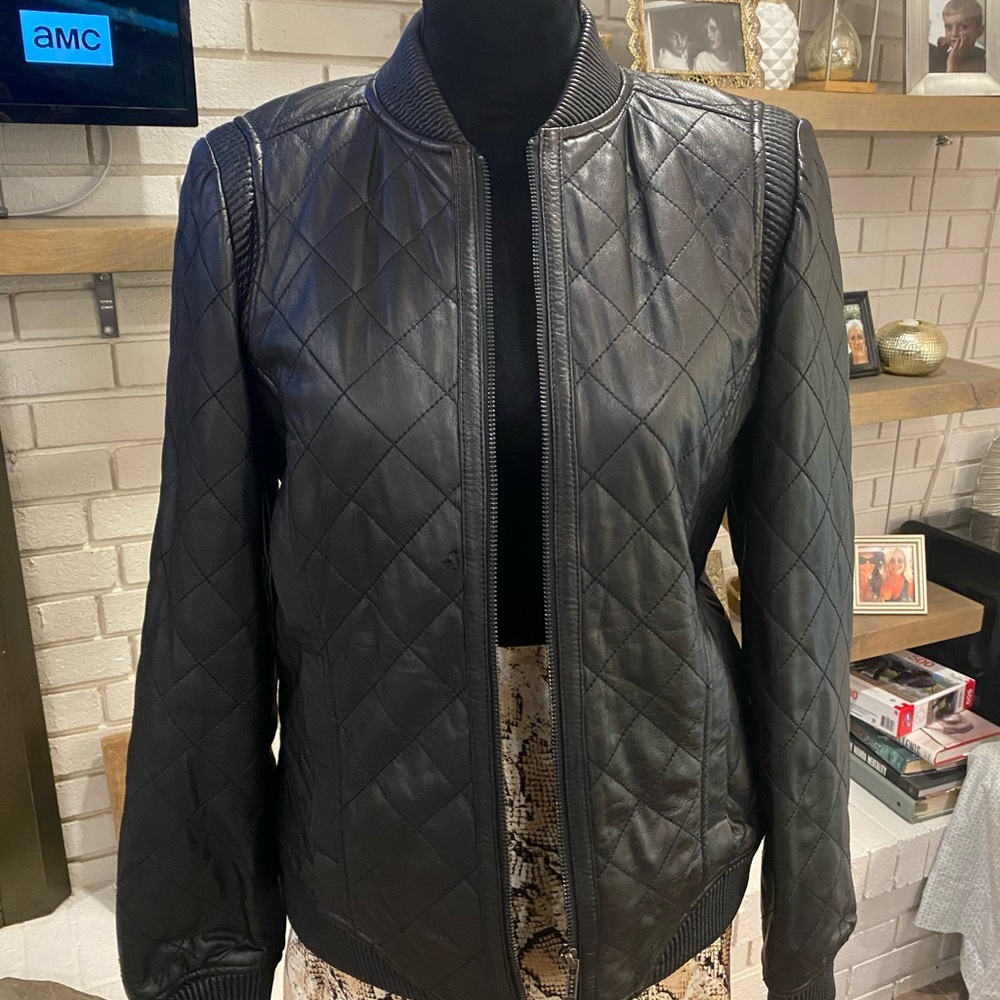 Truth & Pride Quilted Leather Bomber, like new, Md - Picture 6 of 15